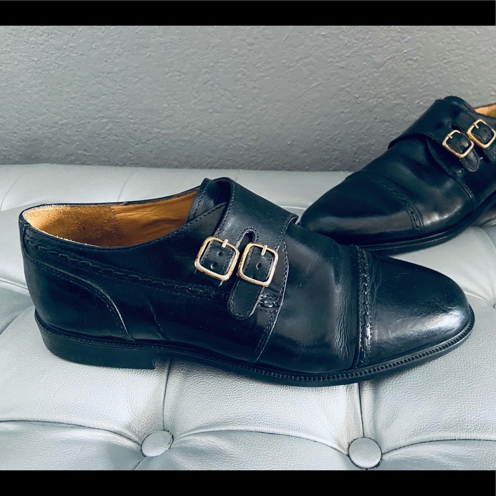 Adolfo Black Leather Shoes w/ Buckle Closure